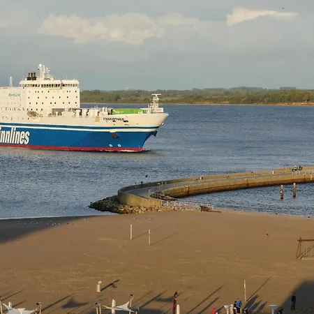 Gorgeous In Travemuende With Wifi *